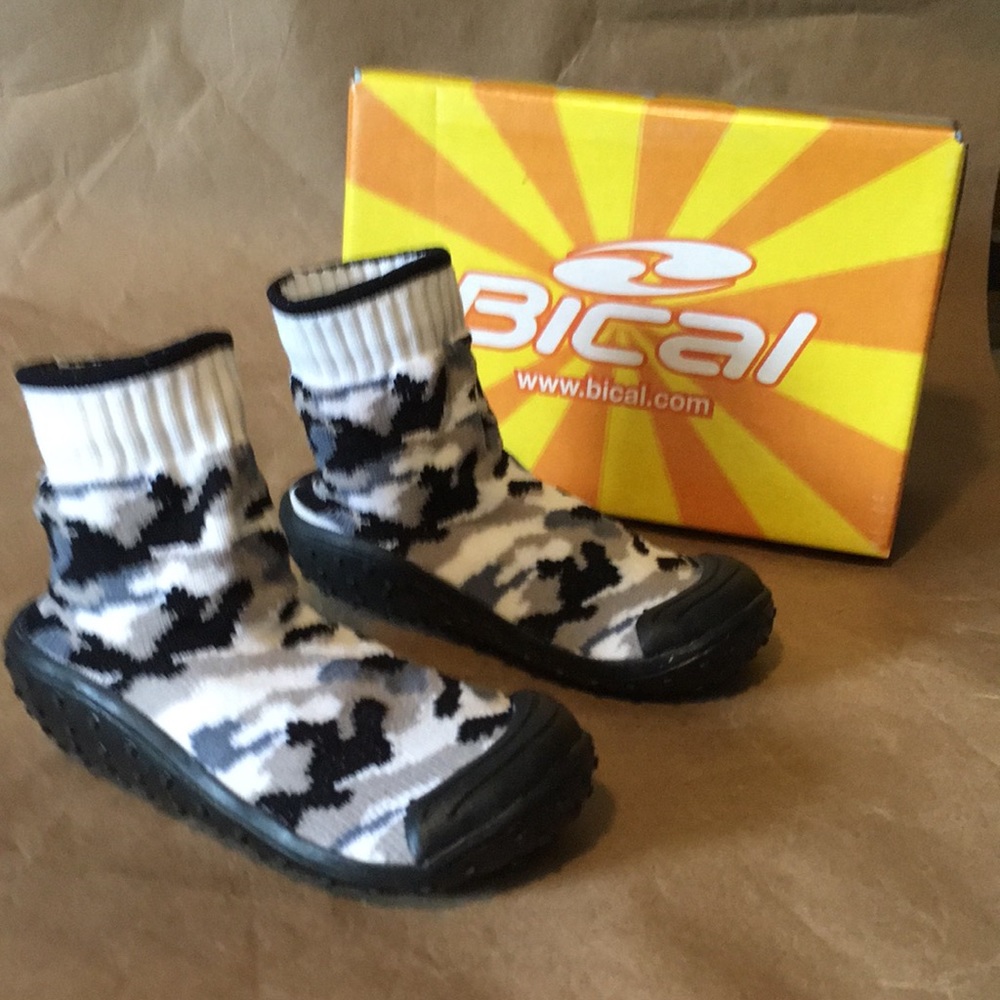 Toddler Sock Shoes - Camo Black/Grey/White